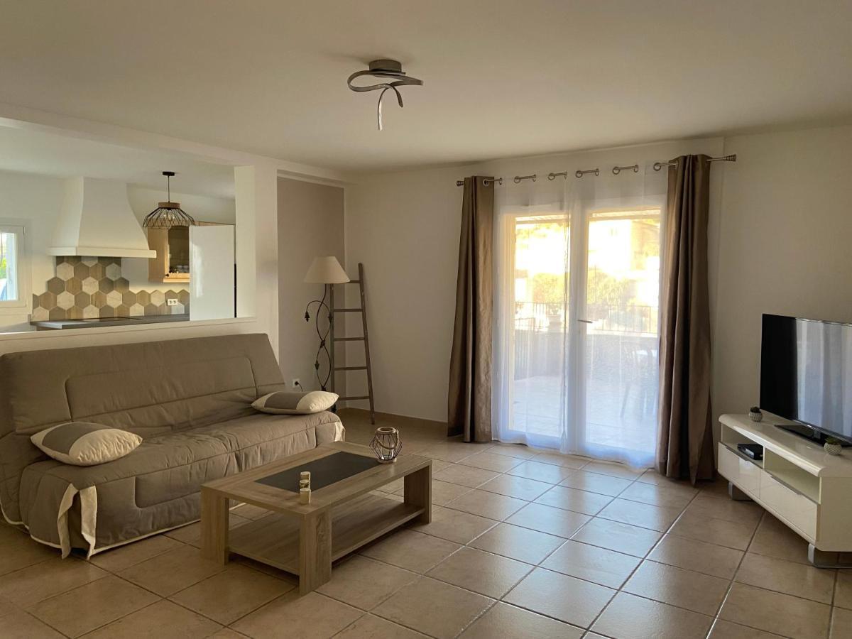 Tres Bel Appartement Entier Proche De La Mer 2 Chambres 1 Salon Vallauris Buitenkant foto