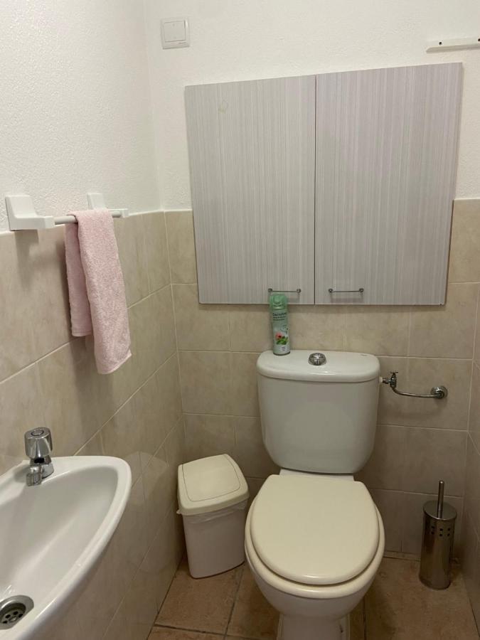 Tres Bel Appartement Entier Proche De La Mer 2 Chambres 1 Salon Vallauris Buitenkant foto
